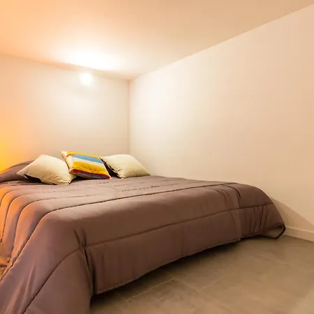 Assisi Style Flat Trastevere * רומא