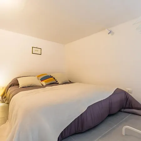 Assisi Style Flat Trastevere דירה רומא